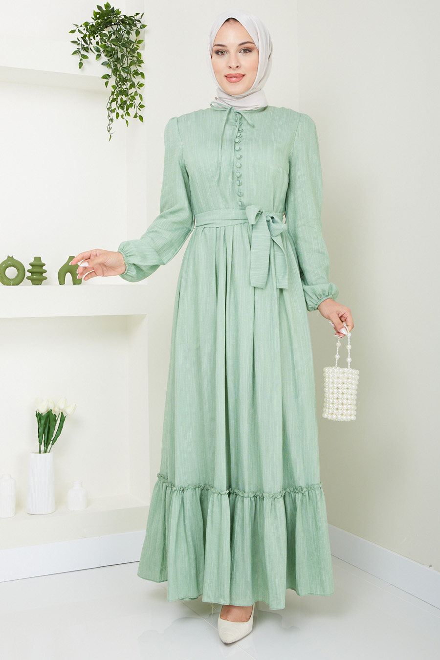 DRESS