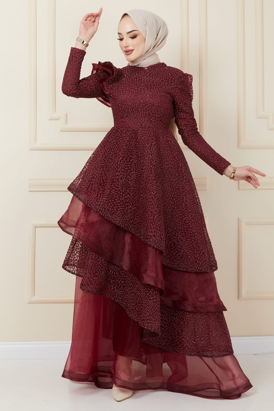 CLARET RED EVENING DRESS  