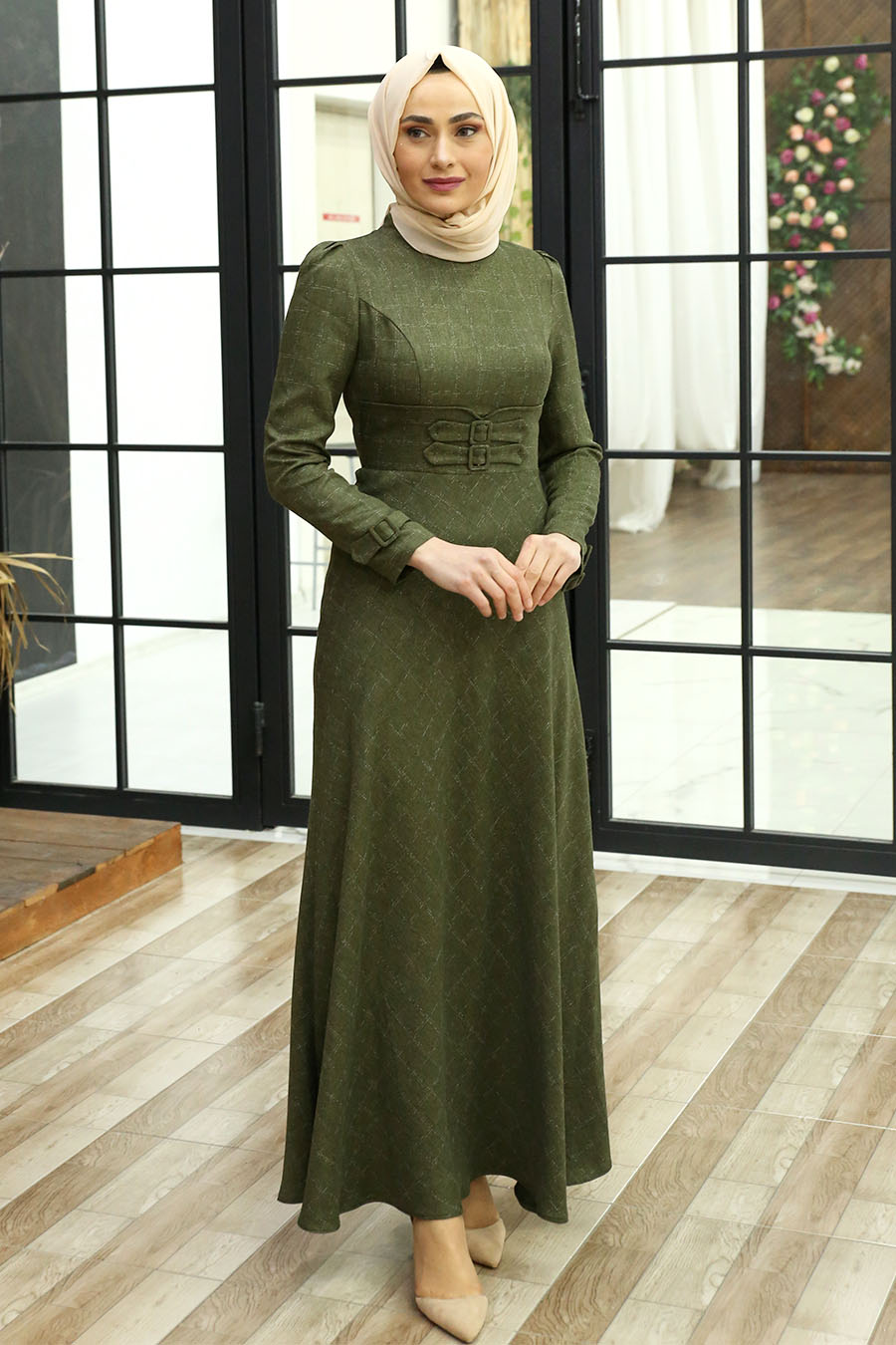 DRESS