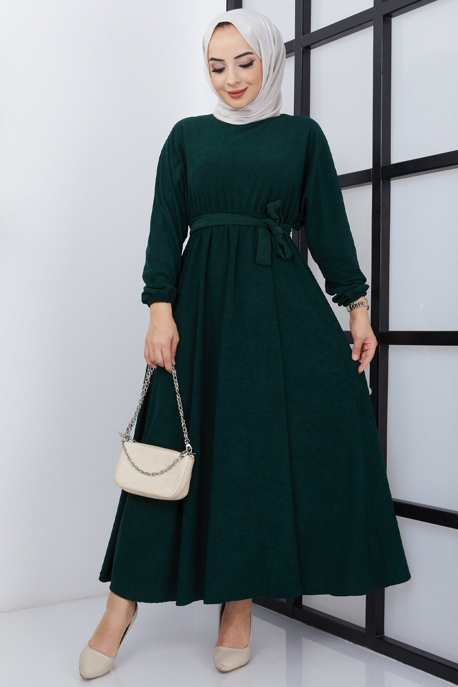 GREEN DRESS