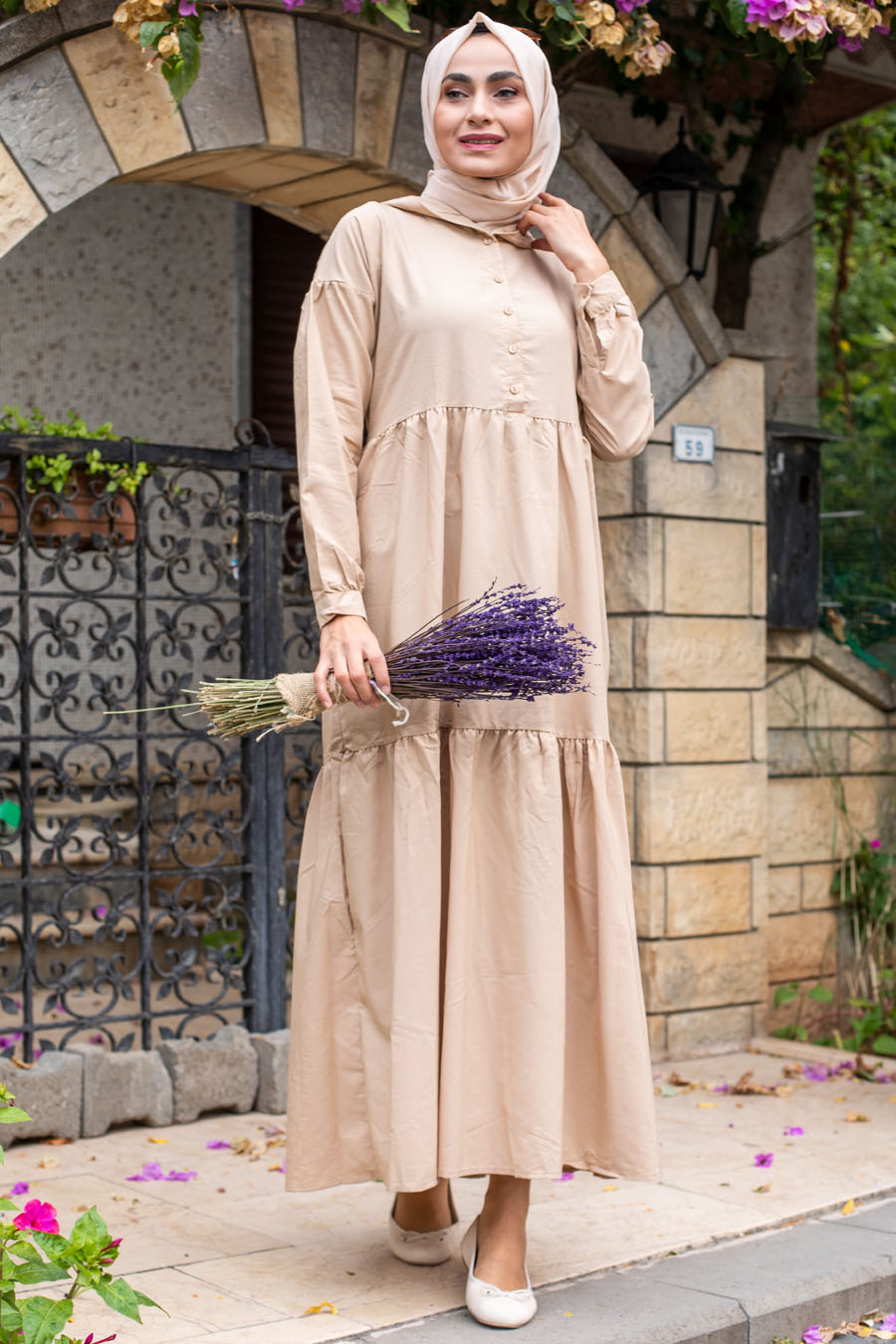 DRESS