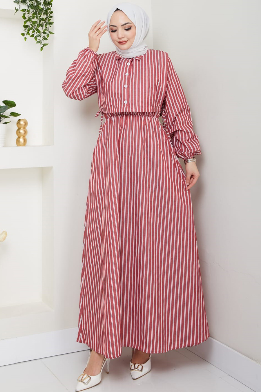 DRESS