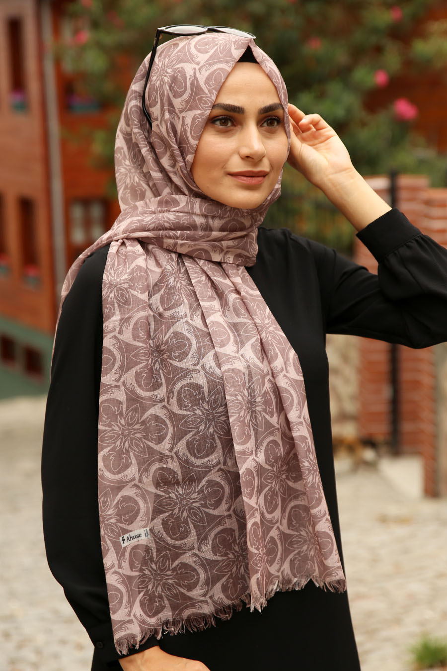 SHAWL