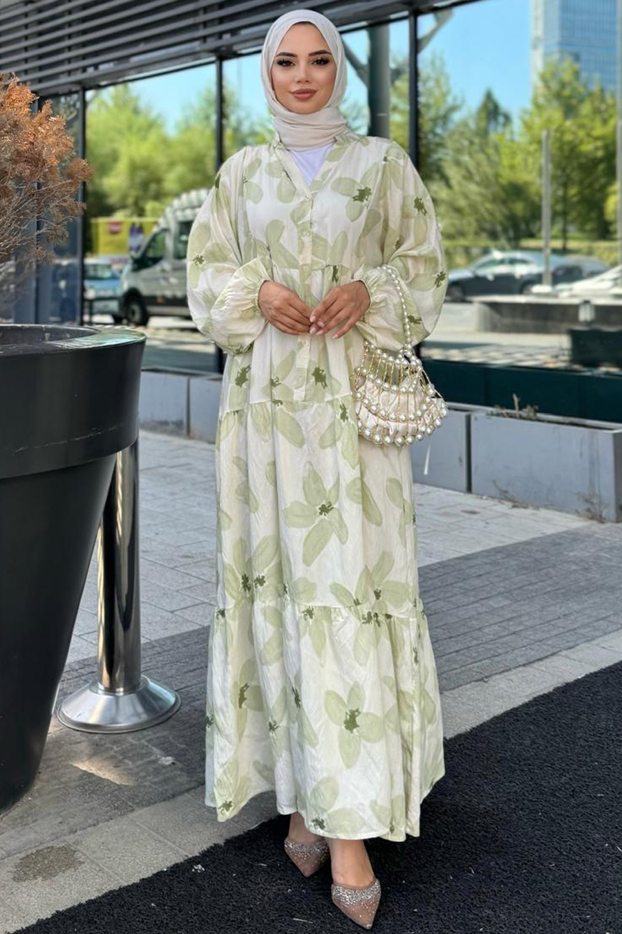 DRESS