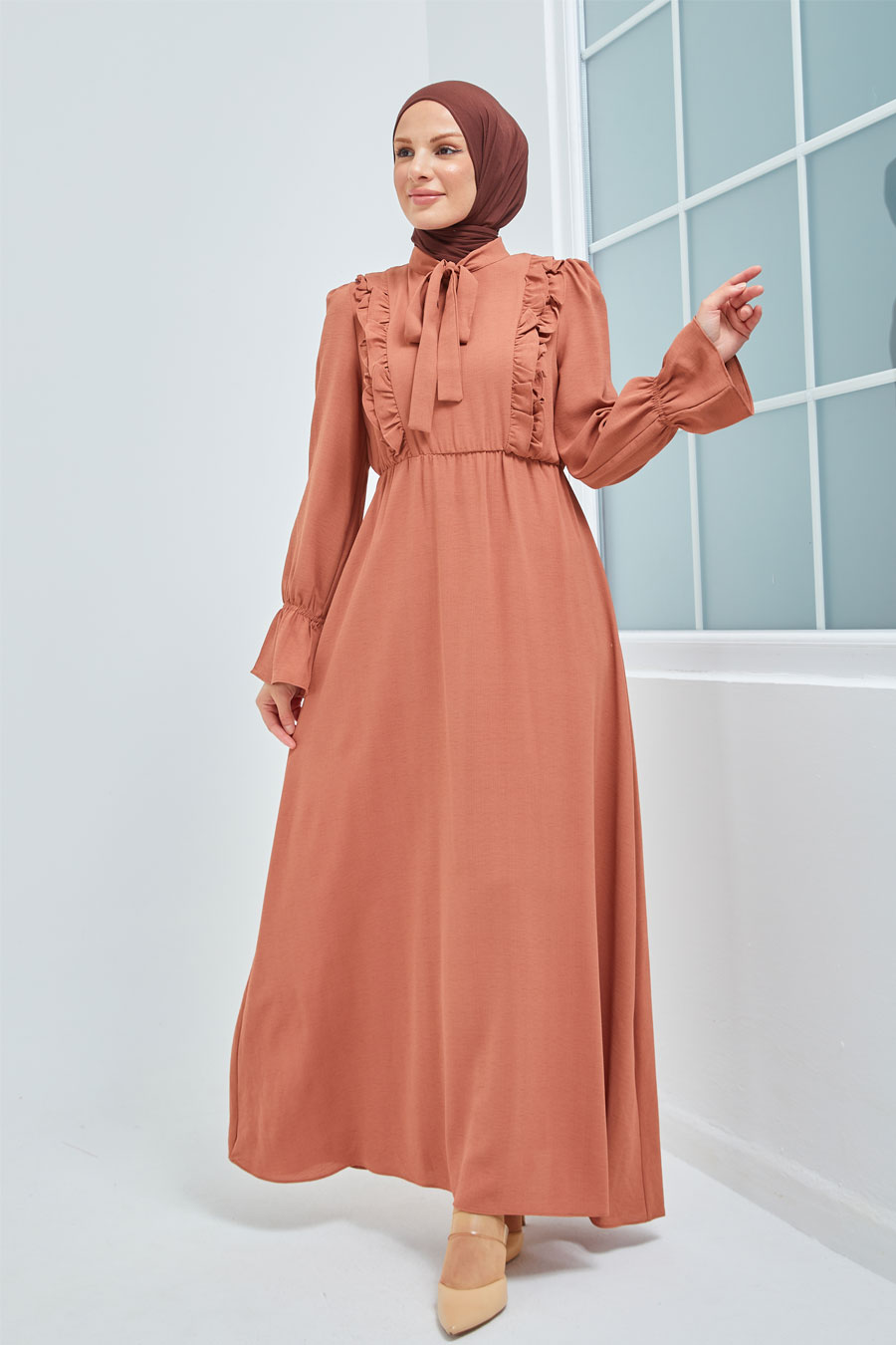 DRESS
