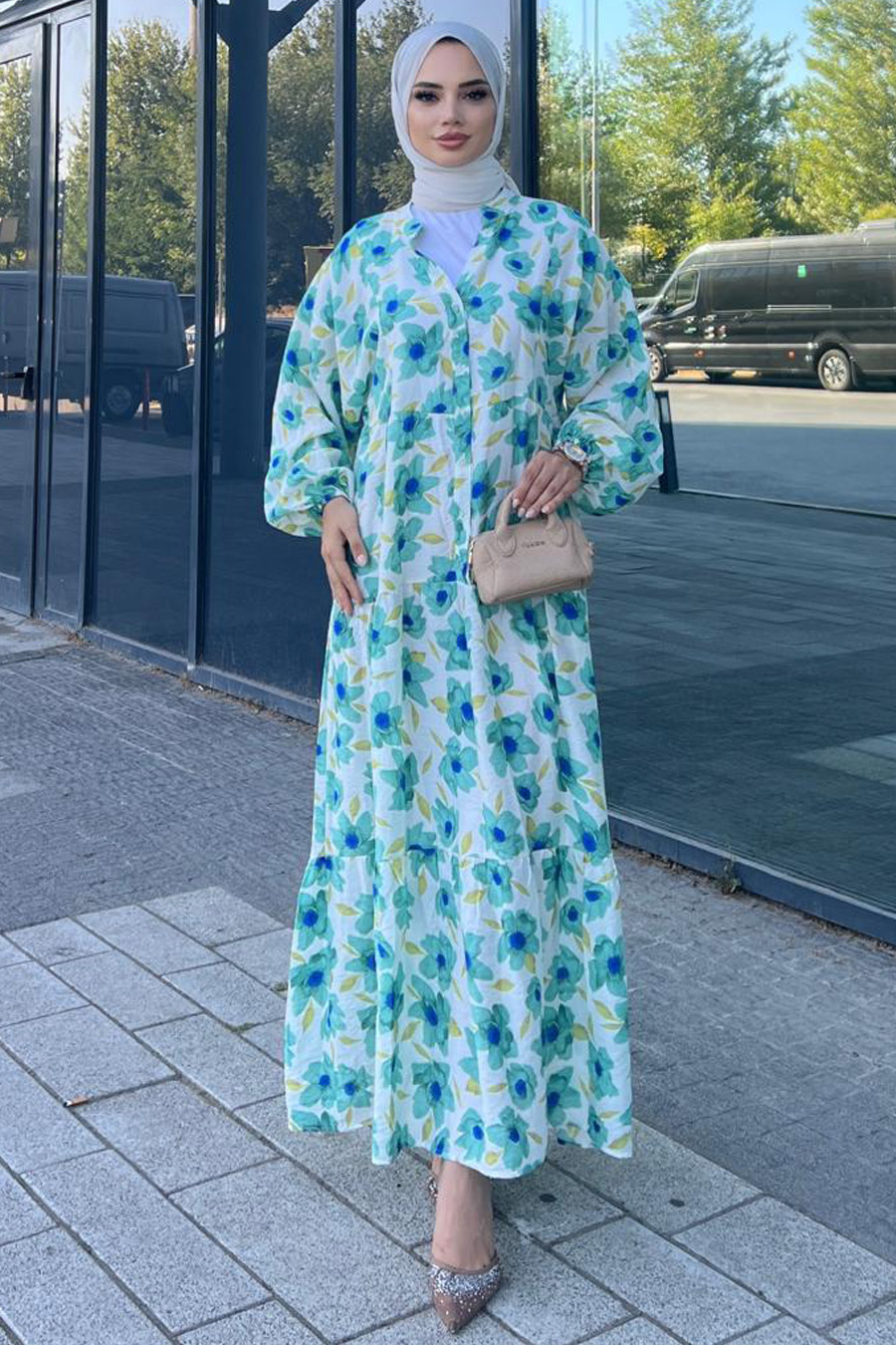 DRESS