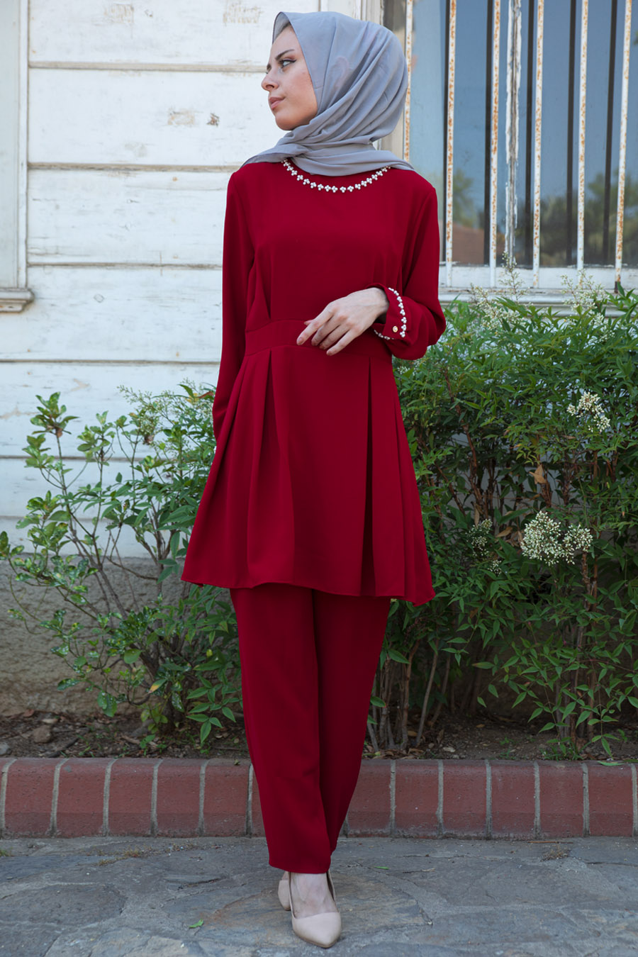 GREEN TUNIC AND PANT SUIT