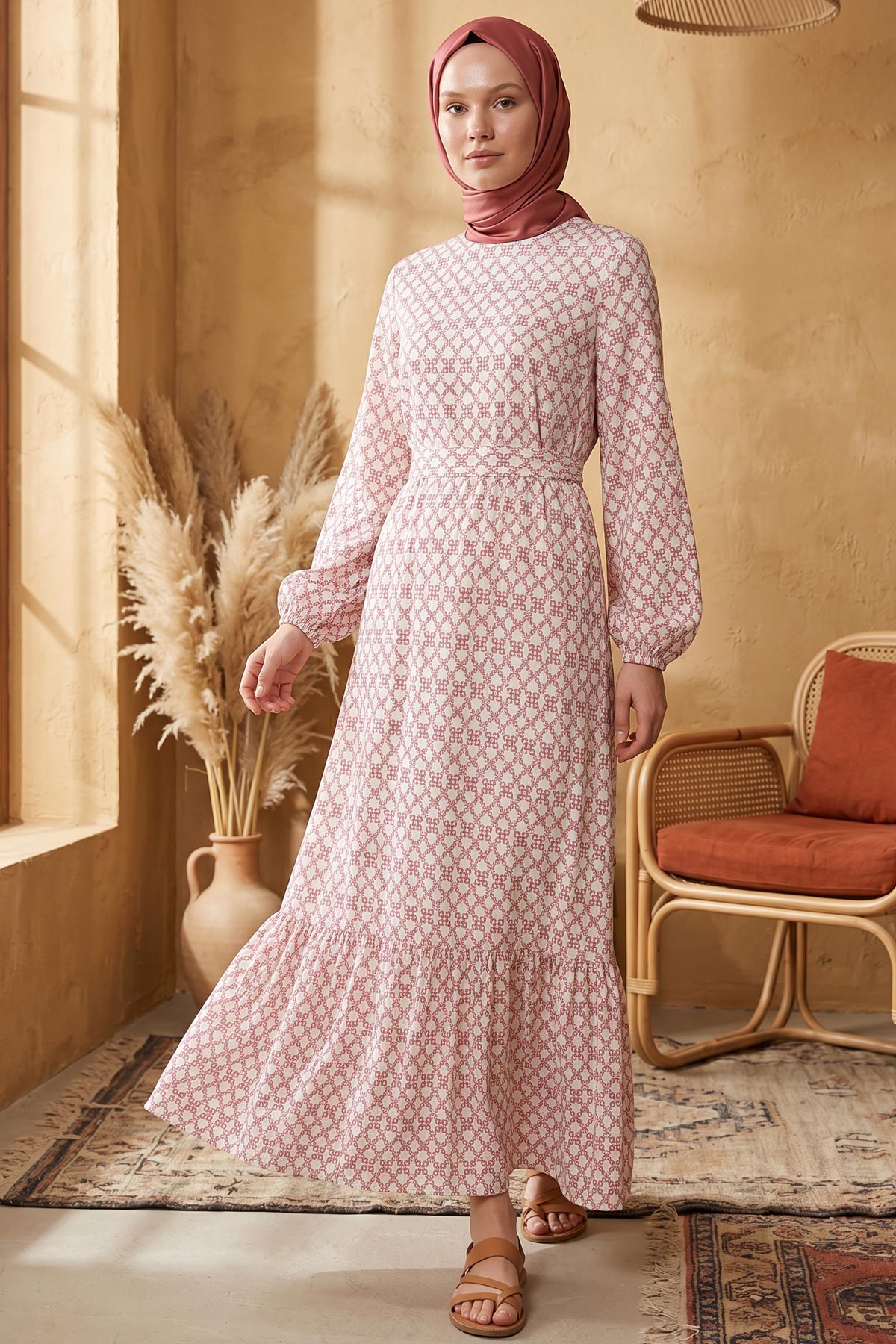 DRESS
