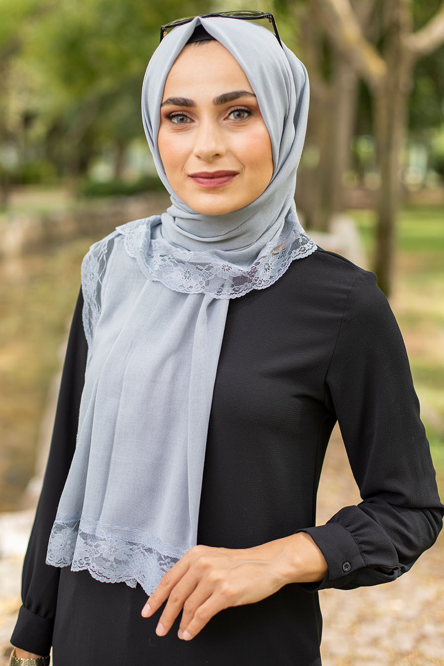 GREY COLOR SHAWL