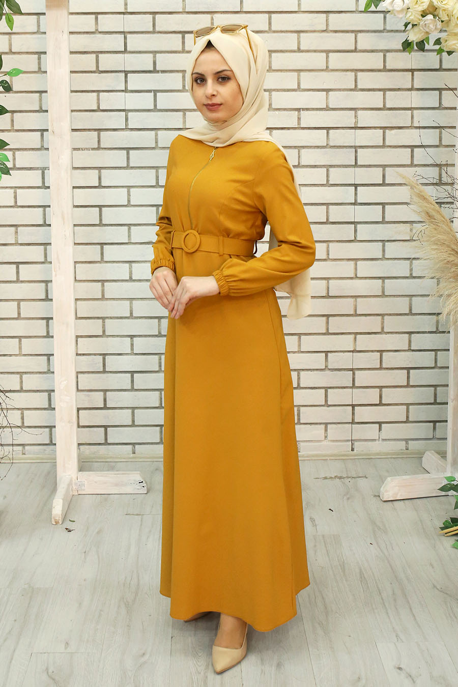 DRESS