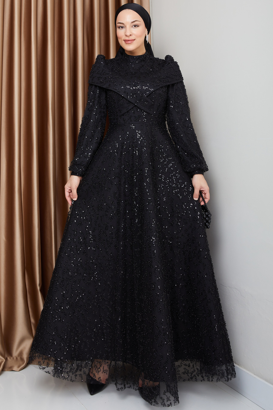 EVENING DRESS