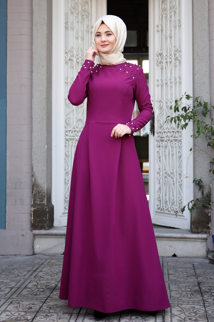 DRESS